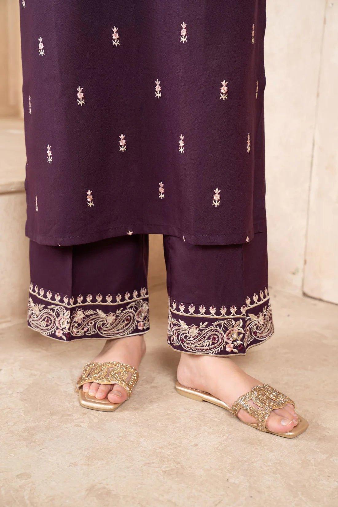 2 PIECE - IRIS EMBROIDERED SUIT - Alifneesaz