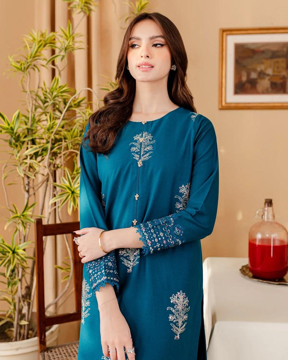 2 PIECE - MALVIN EMBROIDERED SUIT - Alifneesaz