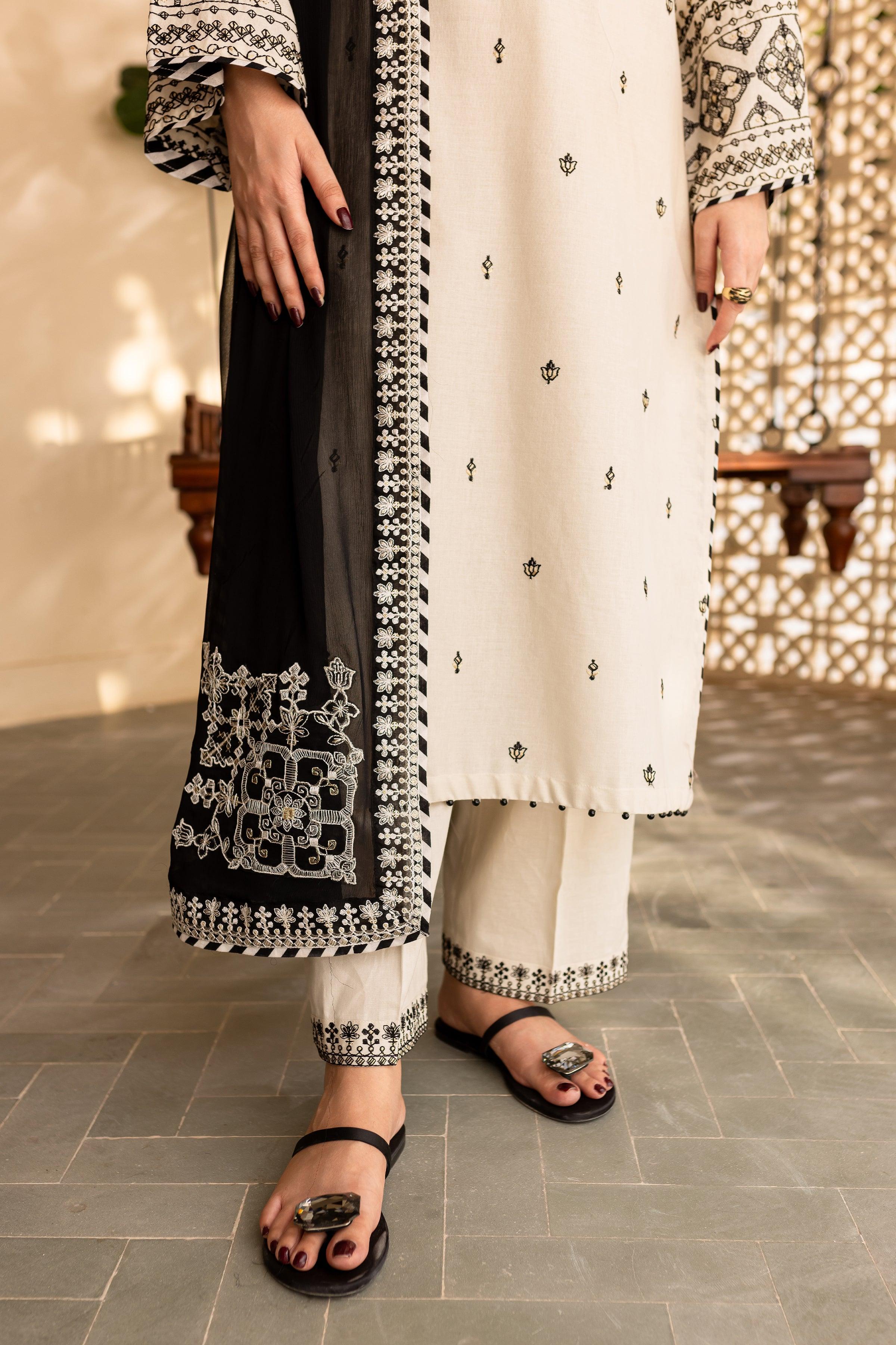 3 PIECE -  ARFA EMBROIDERED SUIT